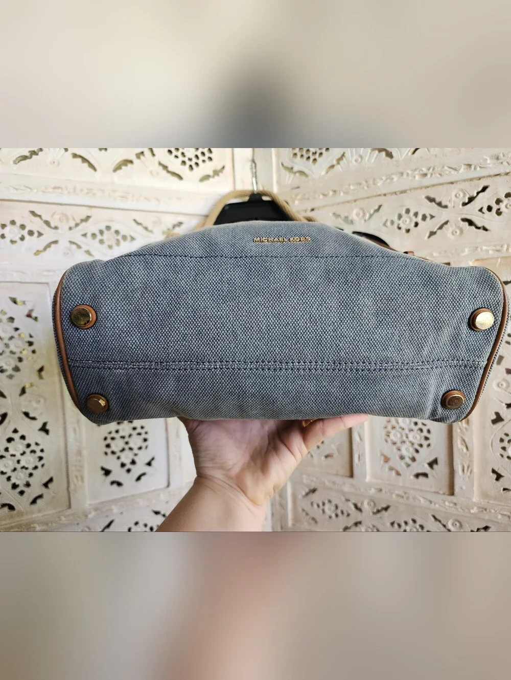 Michael Kors Isla Large Grab Bag- Blue Denim Canvas - Picture 5 of 11